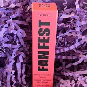 Benefit Fan Fest Mascara in Hyper Black